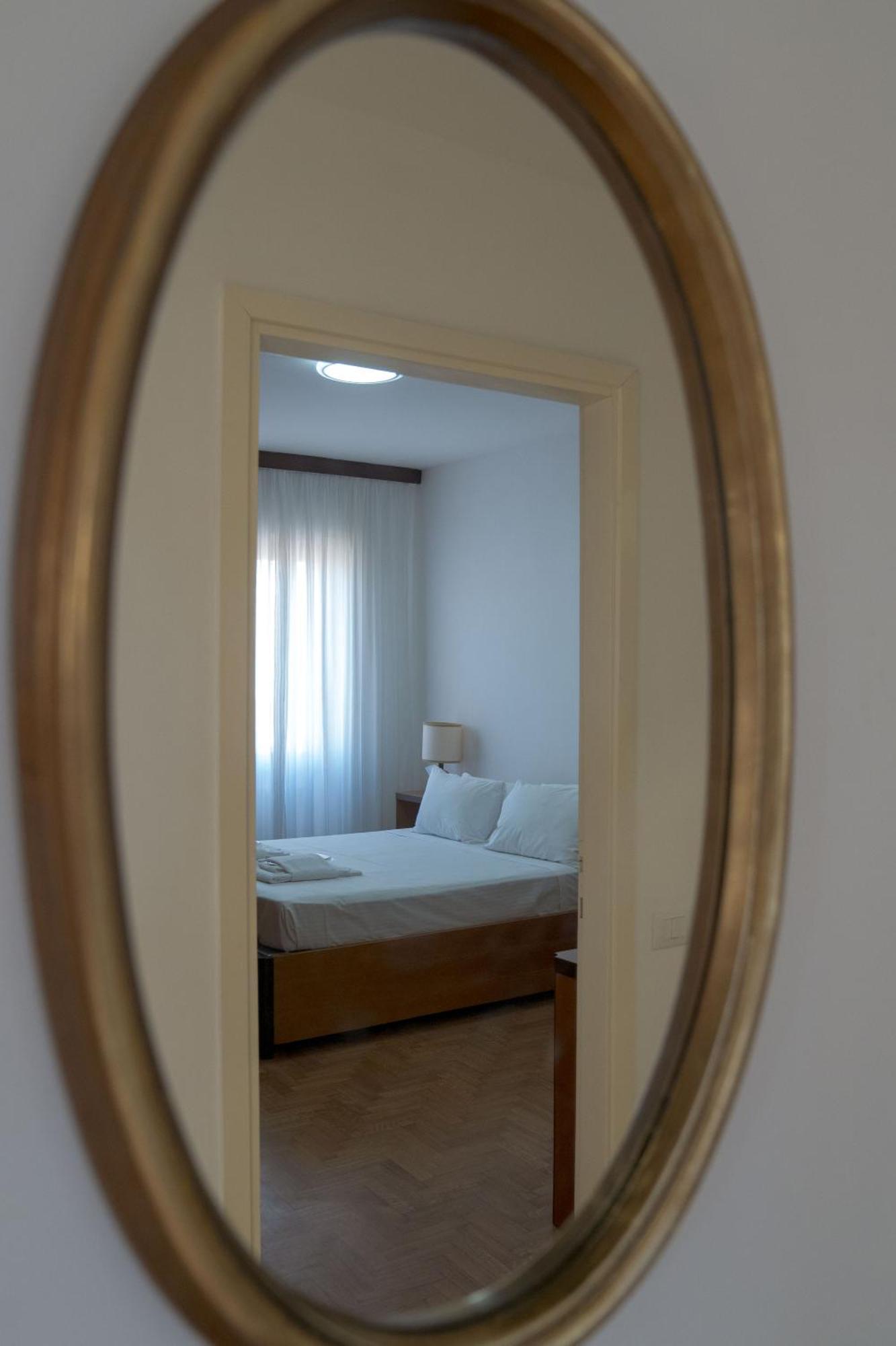 L'Arche Comfort&Relax - Old Style House Milan Extérieur photo